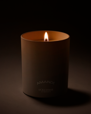 Amande Scented Candle